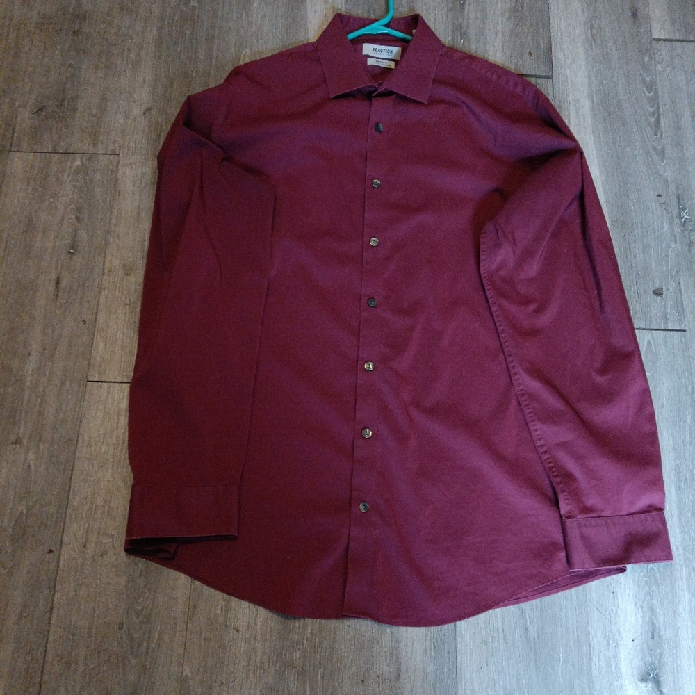 Kennet Cole shirt  (66 )